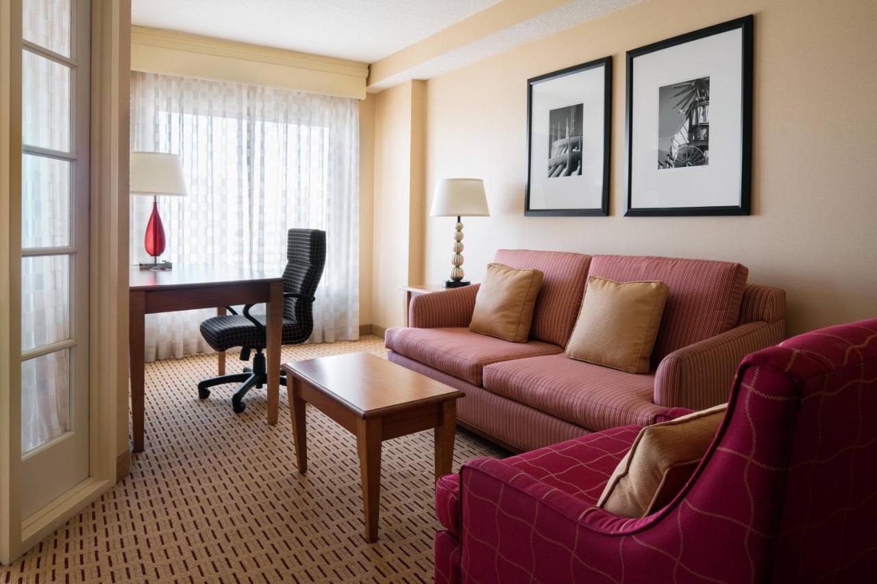 Anaheim Marriott Suites Гарден Гров Экстерьер фото